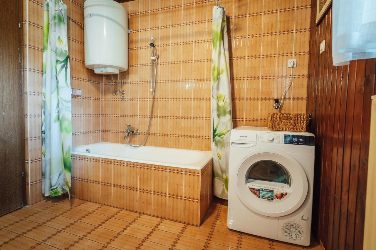 Apartma Borovc 모스트라나 외부 사진